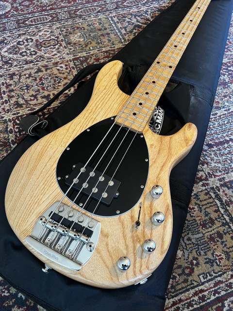 Ernie Ball MusicMan Sterling