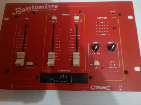 mesa cibertronic battlemix DJ