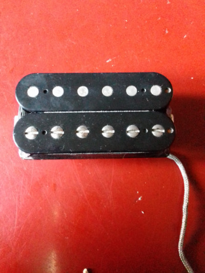 Pastilla Gibson 498T