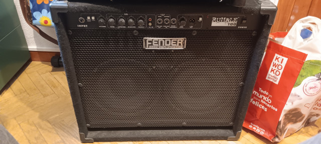 Fender Rumble 100 210