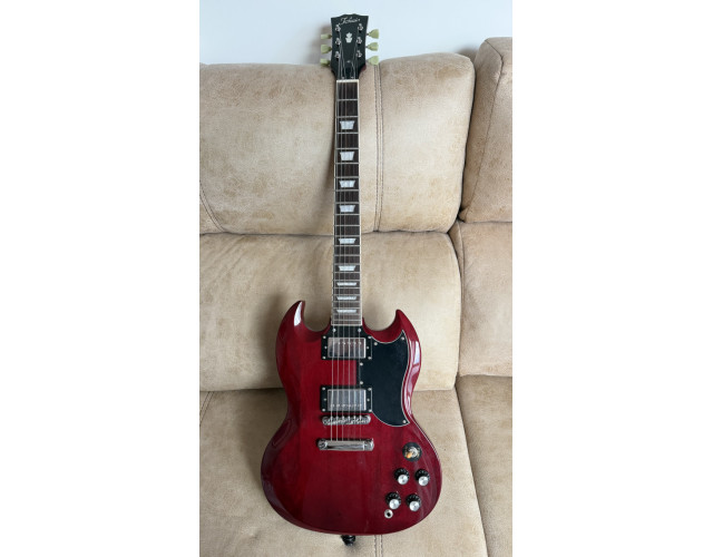 TOKAI SG cherry con Gibson 57 y 57+ maleta incluida