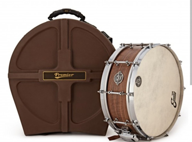 Caja PREMIER edición limitada