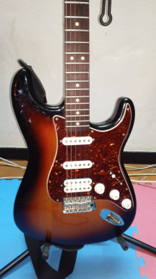 Fender Stratocaster Deluxe Lonestar MIM
