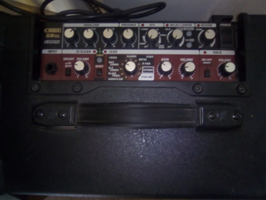 Roland cube 80xl tuneado +pedal 3 pulsadores
