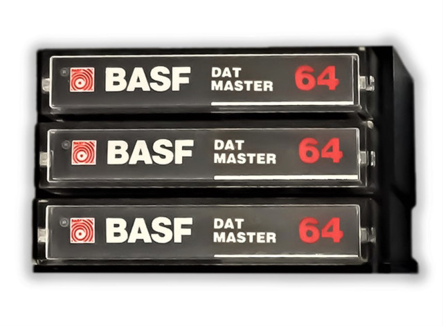 Cintas Digitales DAT de 64 Minutos: Marca: BASF MASTER