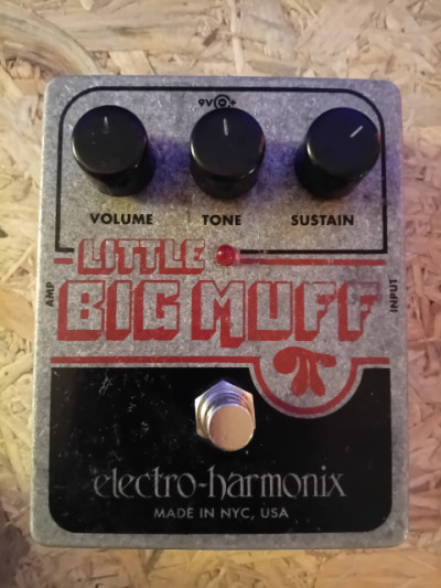 Electro harmonix little big muff
