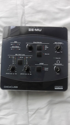 Tarjeta de Sonido EMU 0404 USB