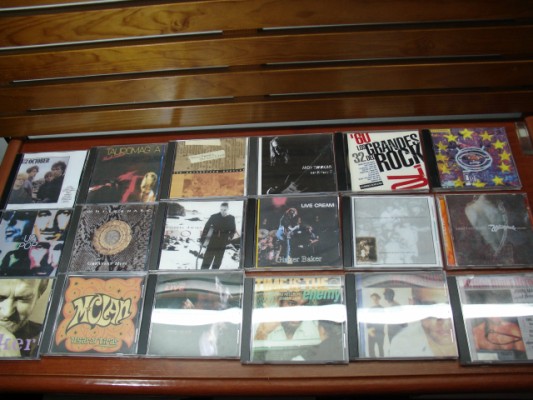 Coleccion de más de 100 CDs.