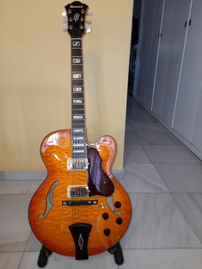 Guitarra Ibanez AF125-AMB-12-02