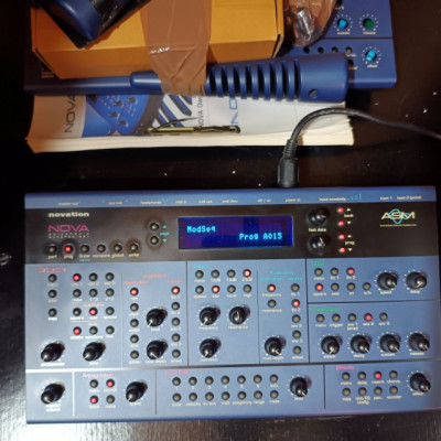 Novation Nova Laptop + otra unidad para despiece.