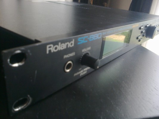 Roland SC 880 - Portes incluidos.