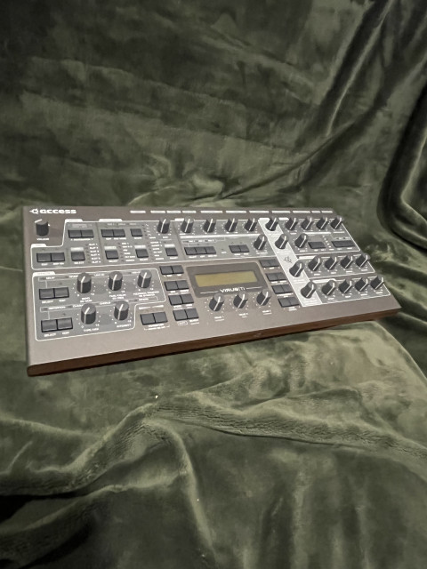 Moog Subsequent 37 impecable. 1.500€