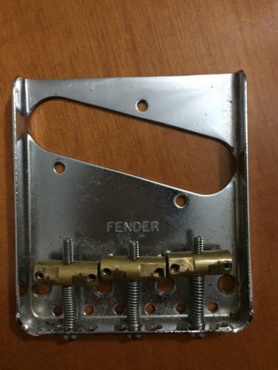 Puente Vintage Fender Telecaster 3 selletas compensadas latón
