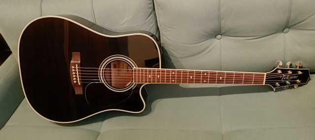 Guitarra Takamine EF341SC