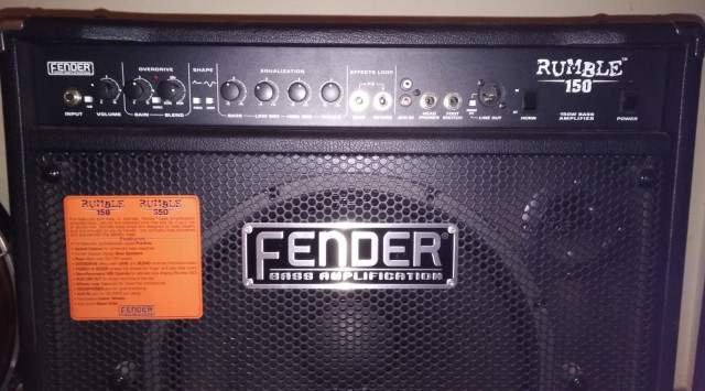 Vendo Fender Rumble Bass 150