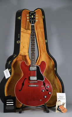 Gibson Memphis ES 335 reissue custom shop  VOS cherry