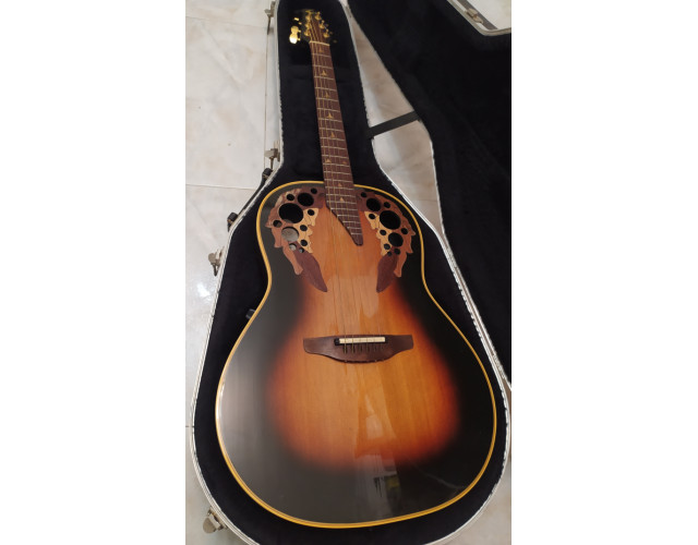Guitarra electroacustica Ovation USA