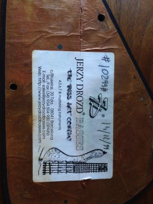 Jerzy Drodz Basic 5c (bajo de luthier de 5 cuerdas)