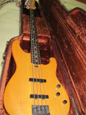 1985 Ibanez Jazz Bass RoadStar II Fretless made in Japan