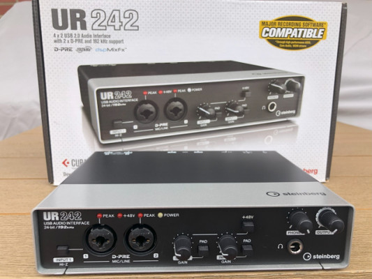 Interfaz de audio Steinberg UR242