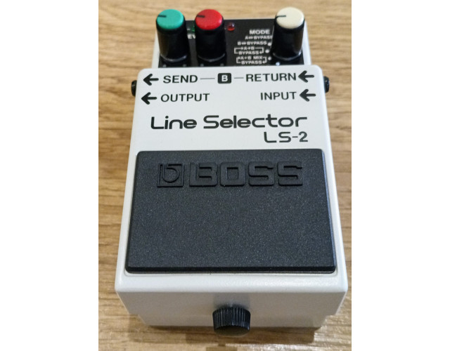 Boss LS-2 Line Selector