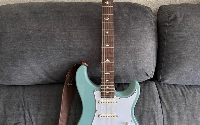 PRS SILVER SKY SE