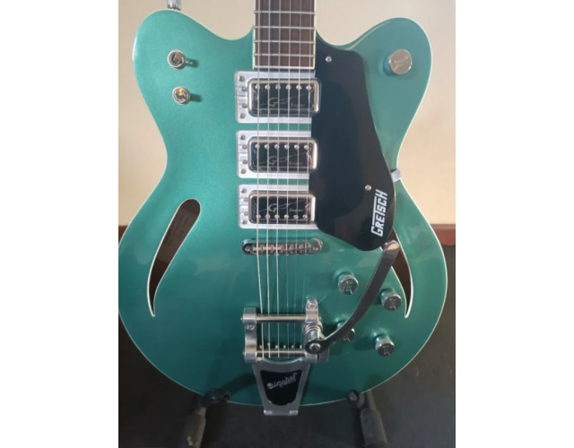 Guitarra eléctrica Gretsch G5622T CB