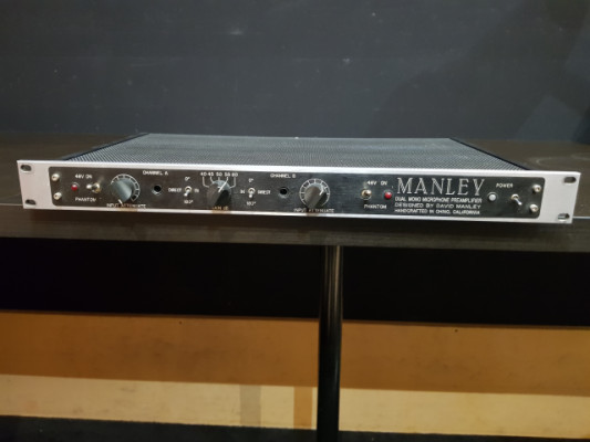 Preamplificador MANLEY