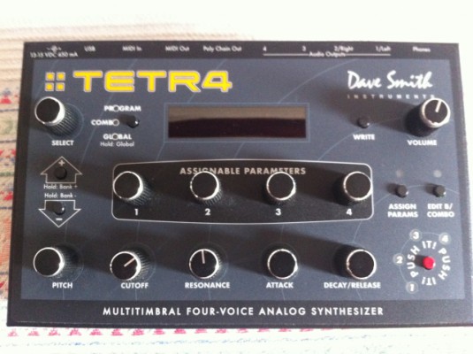 TETRA Dave Smith Instruments