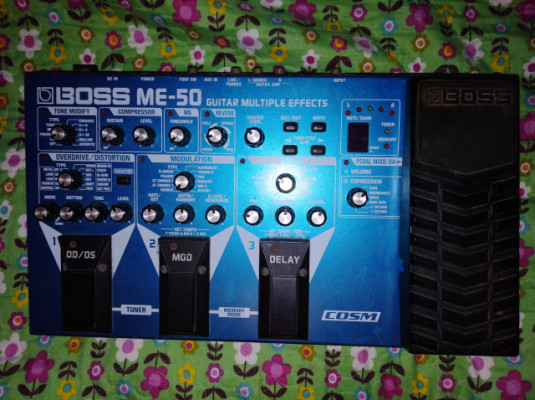Pedal Multi efectos "Boss ME-50"