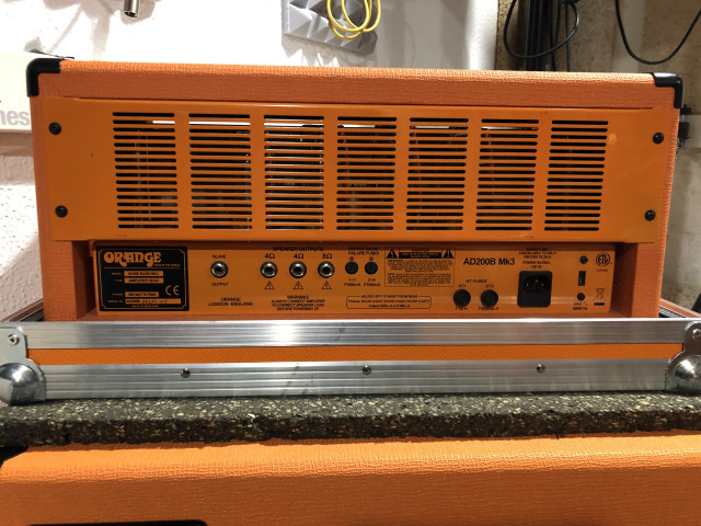 Amplificador Bajo Orange AD200B + Case