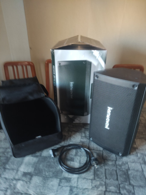 Monitor Headrush FR-108 + caja + bolsa