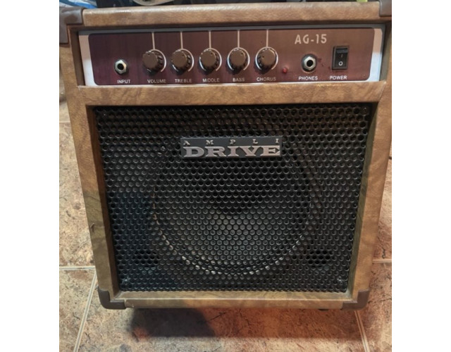 Amplificador de guitarra Española/Acustica