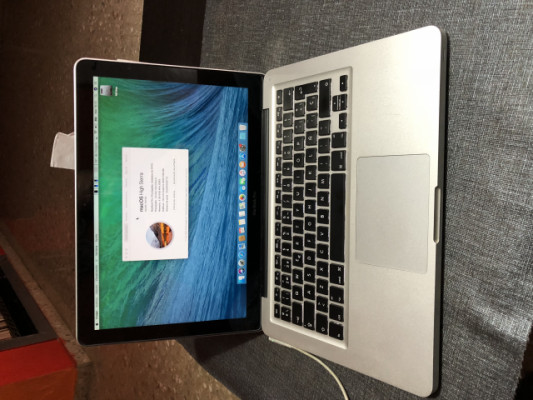 MacBook Pro 13" i5 2,5 GHz. 4 Gb. Ram