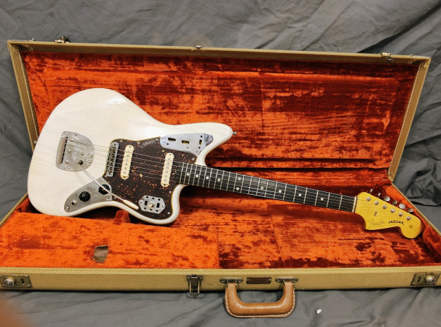 Fender Jaguar Ash Blonde