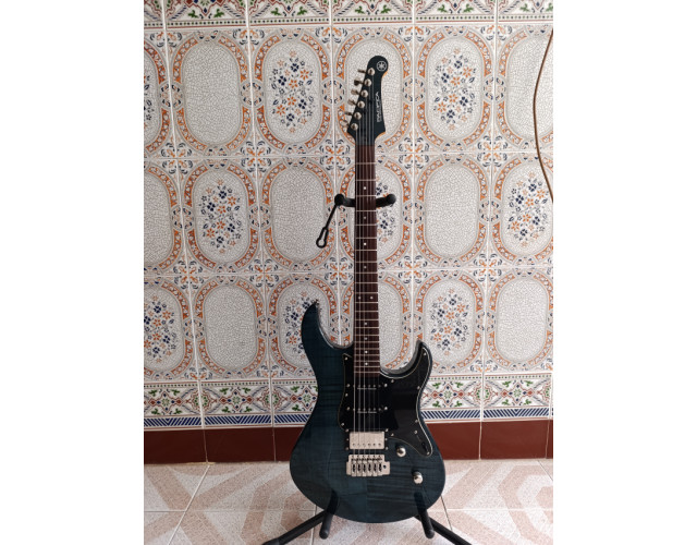 Yamaha pacifica 612v II fm índigo blue