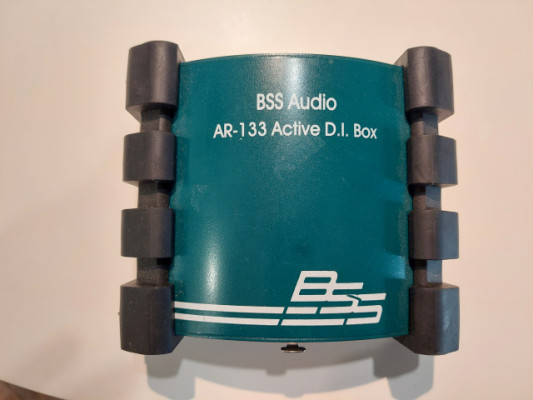 Caja DI BSS Audio AR-133