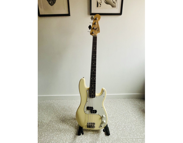 1994 Fender MIM Precision Bass