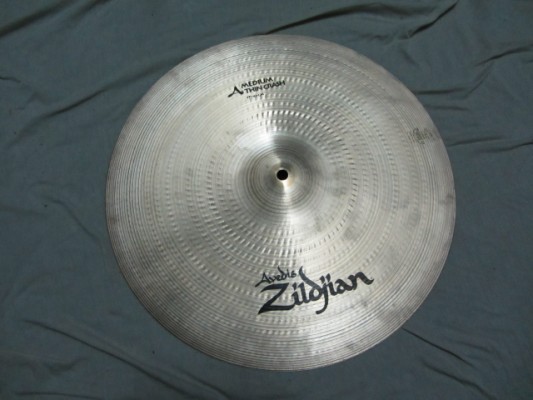 Crash Medium Thin Avedis Zildjian 17"