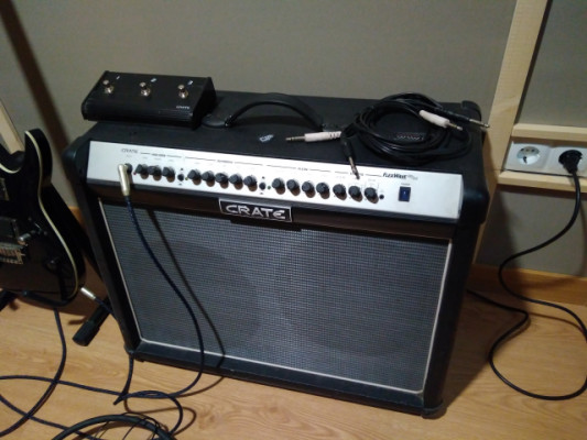 Amplificador de guitarra CRATE FW120 + Footswitch