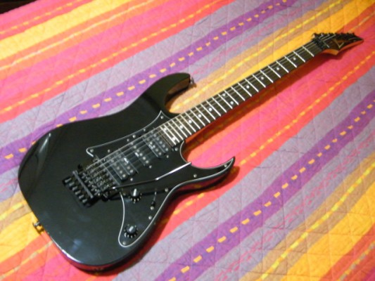 O cambio Ibanez RG 550 Japan 1998, original, por Fender Stratocaster.