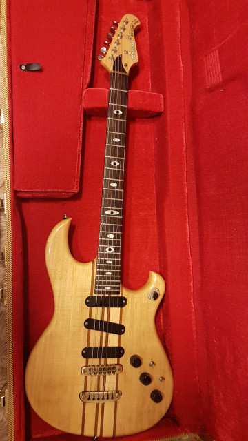 Aria Pro II RS850 neckthrough japonesa