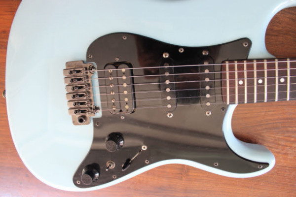 Fender Stratocaster Japonesa Nitro