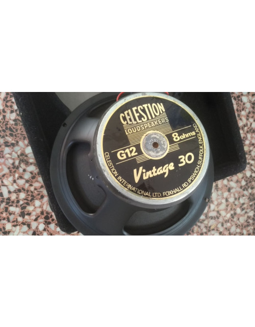 Altavoz muy "exclusivo" Celestion V30 Ingles "Black Frame" T4139