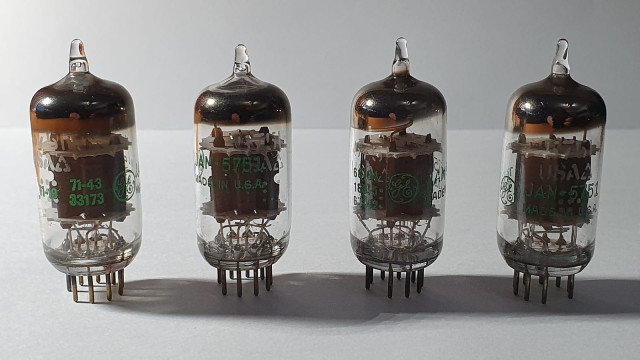 Válvula previo JAN GE 5751 (NOS) General Electric (ECC83 12AX7) hifi tubo