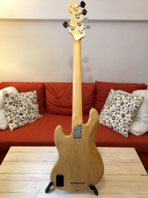 Fender Jazz Bass V American Deluxe, 2011