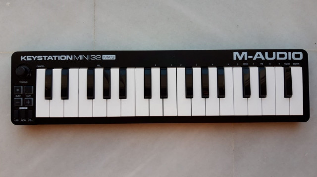 M-Audio Keystation mini 32