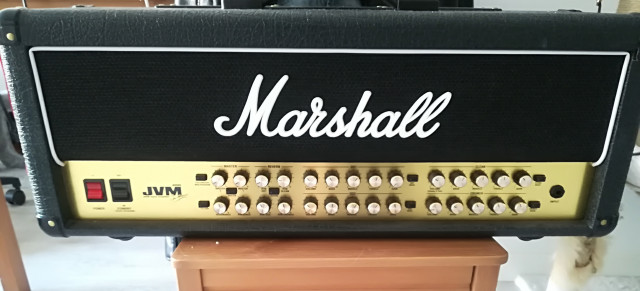 Marshall JVM 410H + Footswitch