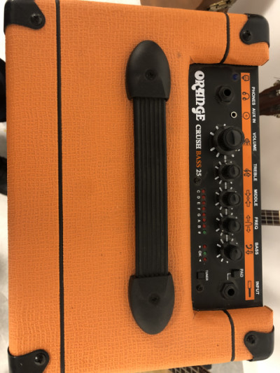 Amplificador bajo Orange CB 25