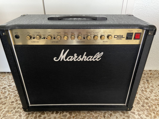 Amplificador Marshall DSL40C